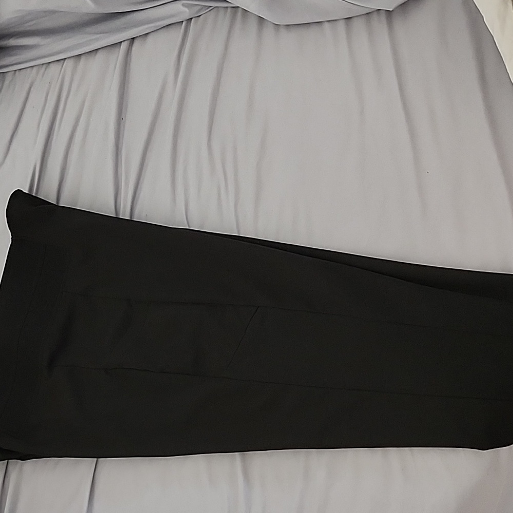Simply Vera black stretchy pants